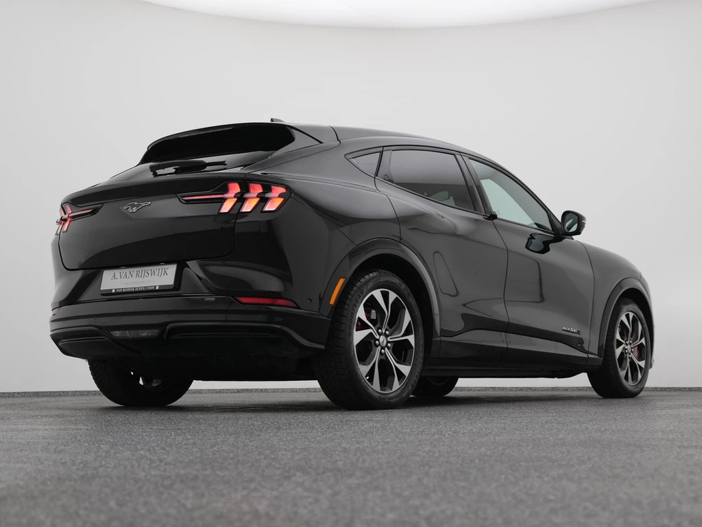 Ford Mustang Mach-E – foto 11