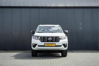Toyota Land Cruiser – thumbnail 8