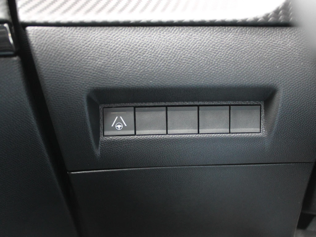 Peugeot 208 – foto 22