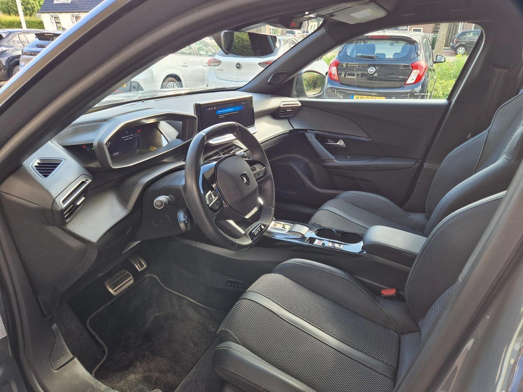 Peugeot e-2008 – foto 10