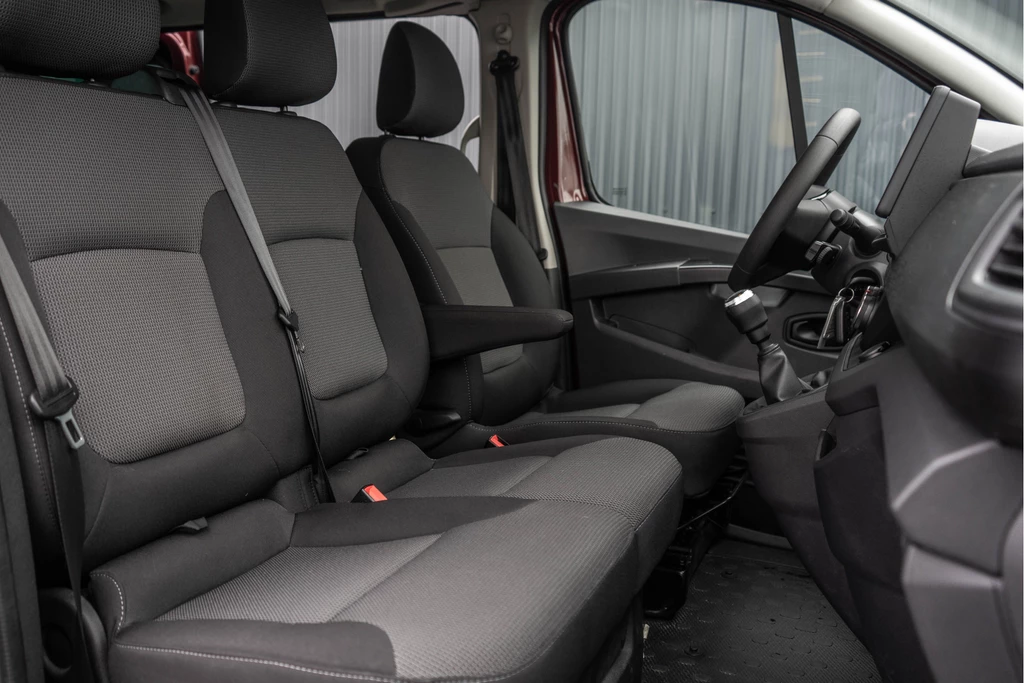 Renault Trafic – foto 12