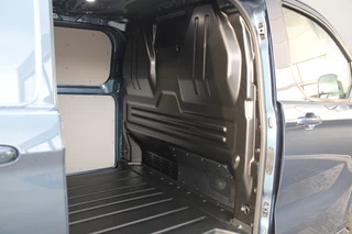 Ford E-Transit Custom – thumbnail 28