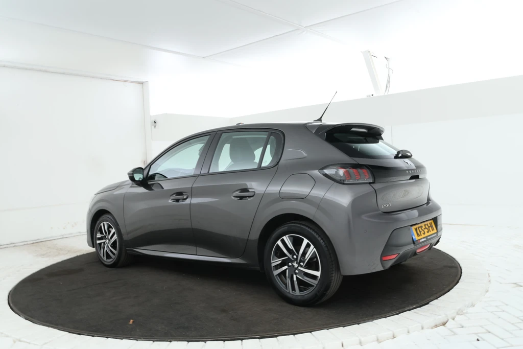 Peugeot 208 – foto 2