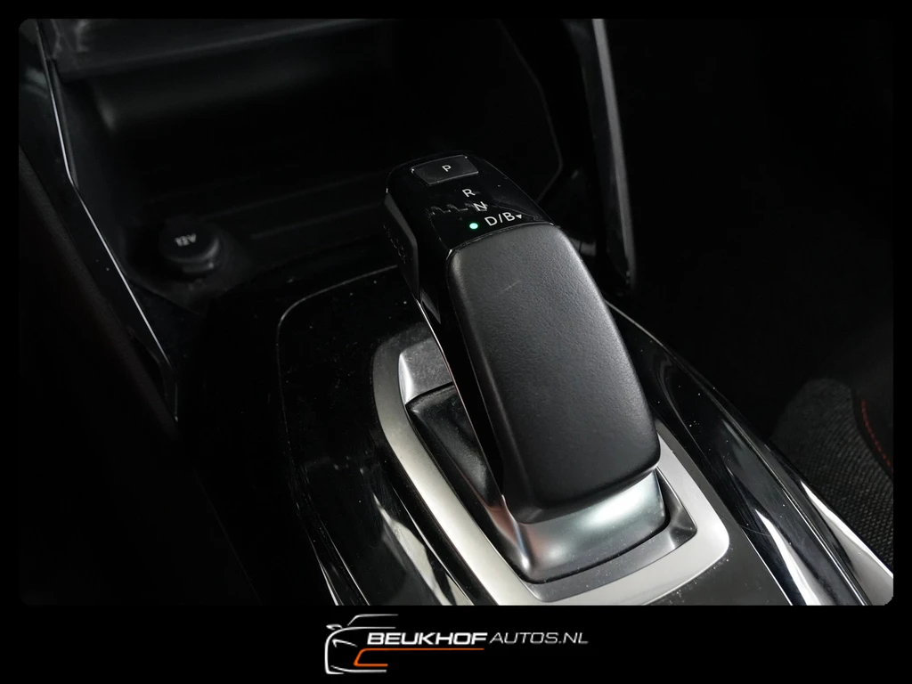 Peugeot e-208 – foto 15