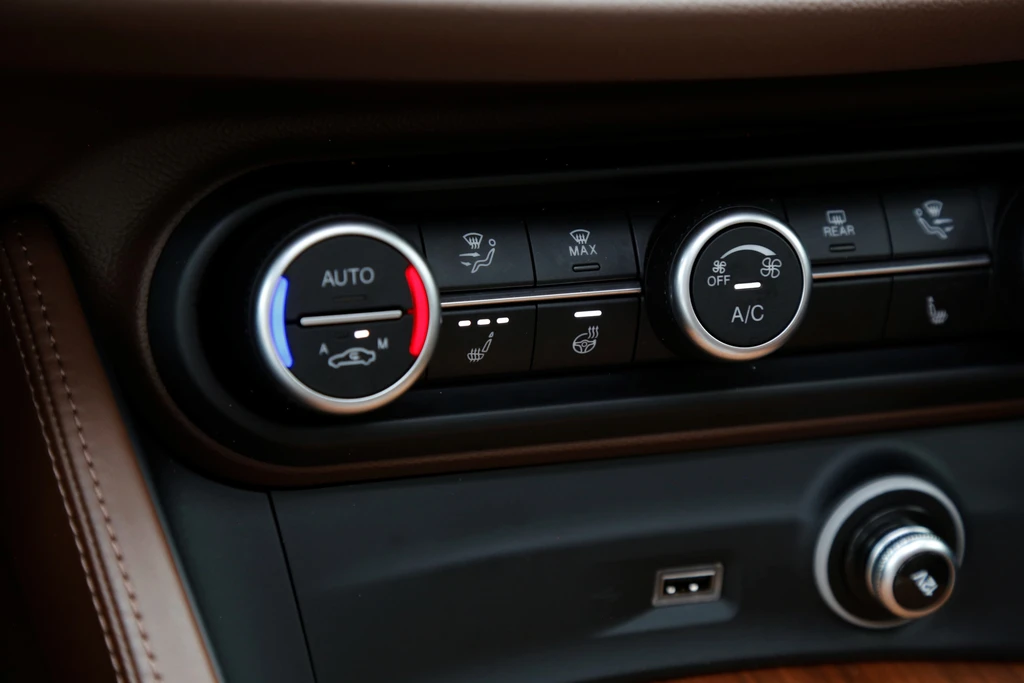 Alfa Romeo Stelvio – foto 35