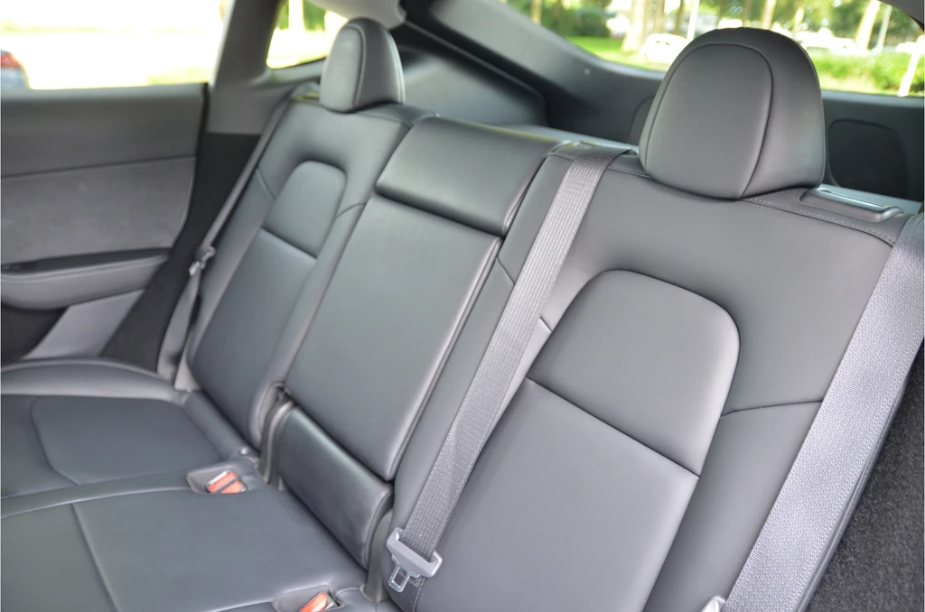Tesla Model Y – foto 14