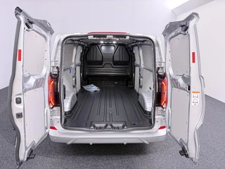 Ford E-Transit Custom – thumbnail 15