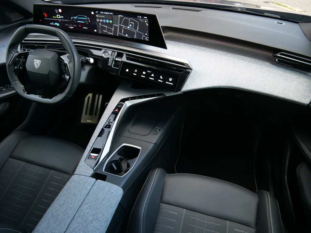 Peugeot e-3008 – foto 9