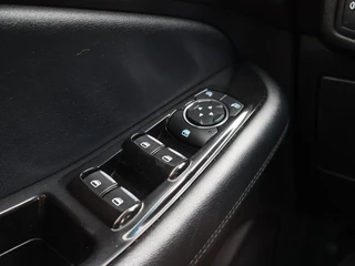 Ford Edge – thumbnail 33