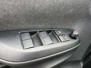 Toyota Yaris – thumbnail 23