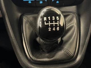 Ford Transit Connect – thumbnail 22