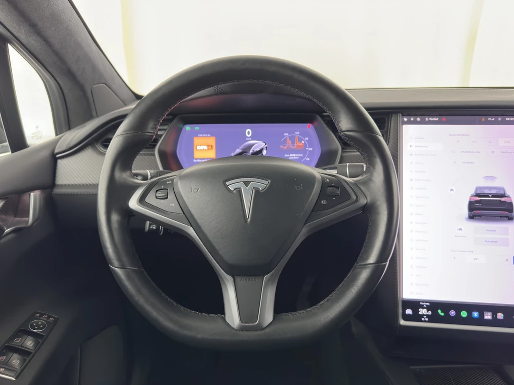 Tesla Model X – foto 30