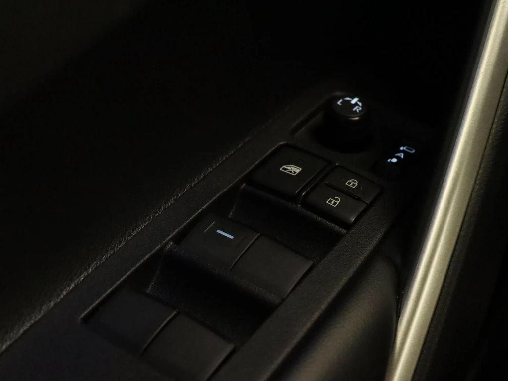 Toyota Corolla Cross – foto 23