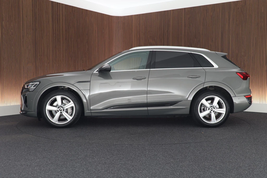 Audi Q8 e-tron – foto 2
