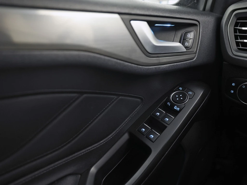 Ford Focus – foto 24