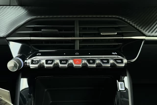 Peugeot 208 – thumbnail 24