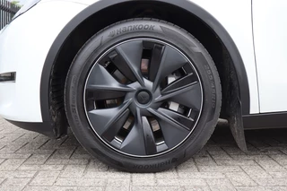 Tesla Model Y – thumbnail 10