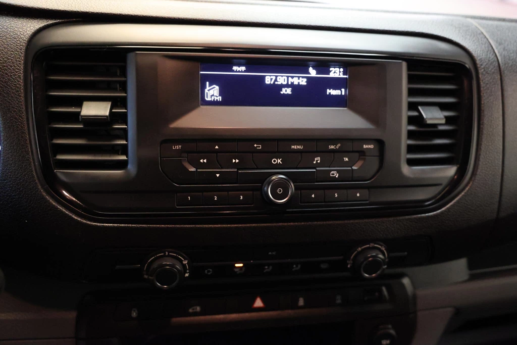 Opel Vivaro – foto 11
