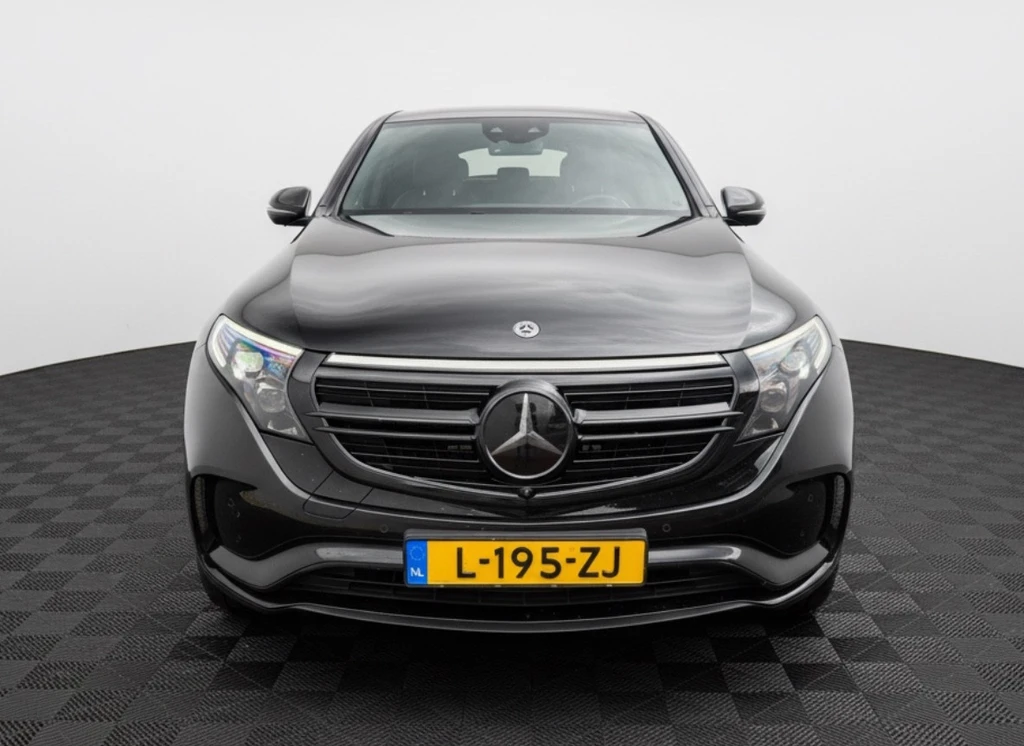 Mercedes-Benz EQC – foto 9