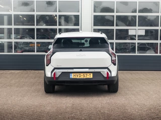 Kia EV3 – thumbnail 6