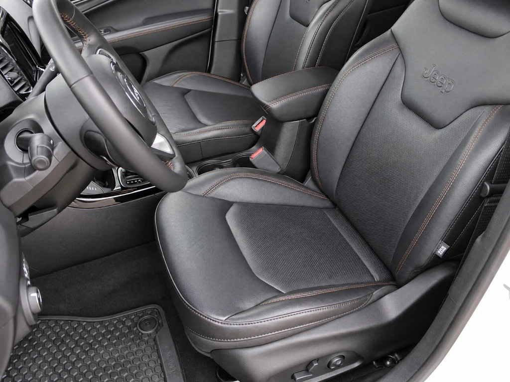 Jeep Compass – foto 14