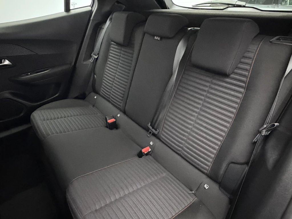 Peugeot e-2008 – foto 25