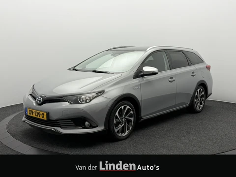 Toyota Auris 1.8 Hybrid Comfort | Fabrieksgarantie | Panoramadak | Trekhaak | Navigatie | Camera