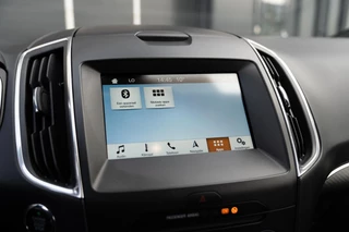 Ford S-Max – thumbnail 23