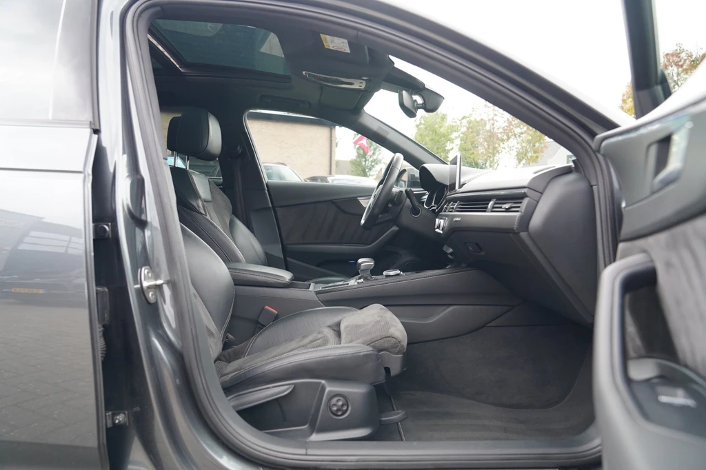 Audi A4 – foto 36