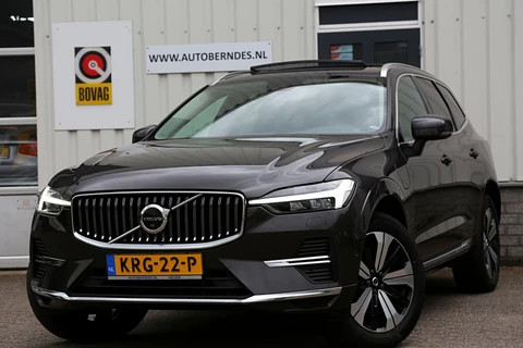 Volvo XC60 2.0 T6 Plug-in hybrid AWD Longe Range*Perfect Volvo Onderh.*Pano/Elek. Trekhaak/Leder/Stoelverw.V+A/Stuurverw./ACC/Pilot ass./360 Camera/Memorie/BLIS/Parkeersens.V+A/20 inch LM*