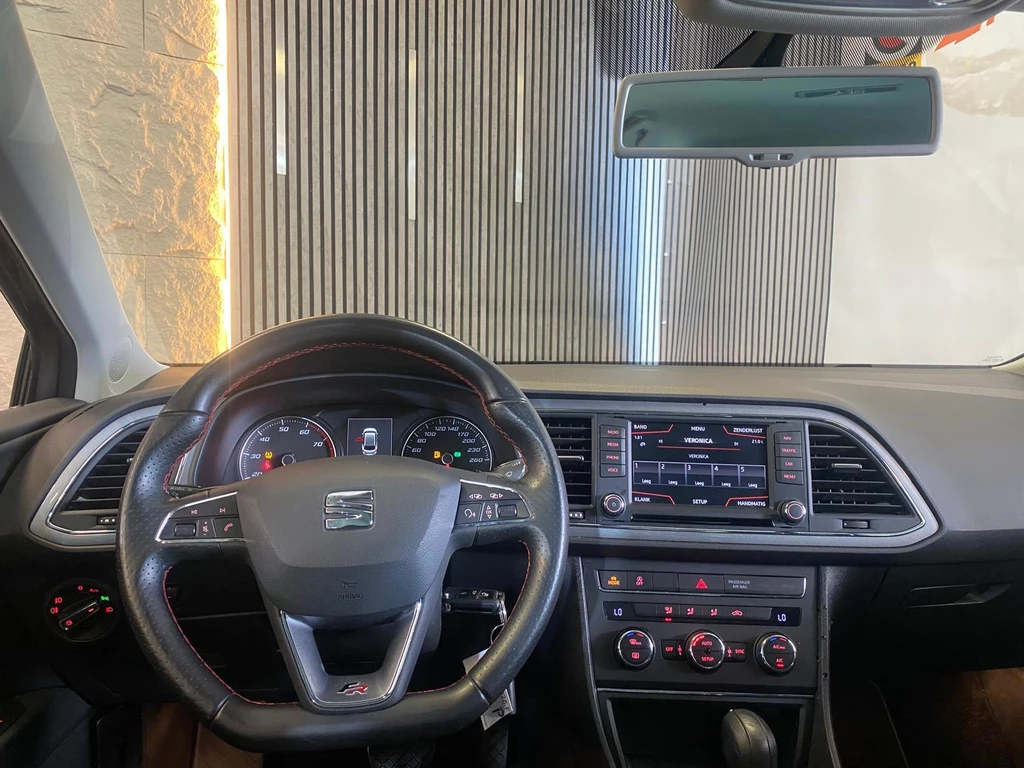 SEAT Leon – foto 7