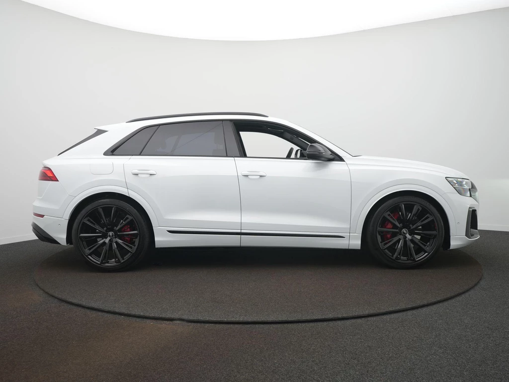 Audi Q8 – foto 8