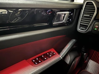 Porsche Cayenne – thumbnail 38