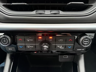 Jeep Compass – thumbnail 33