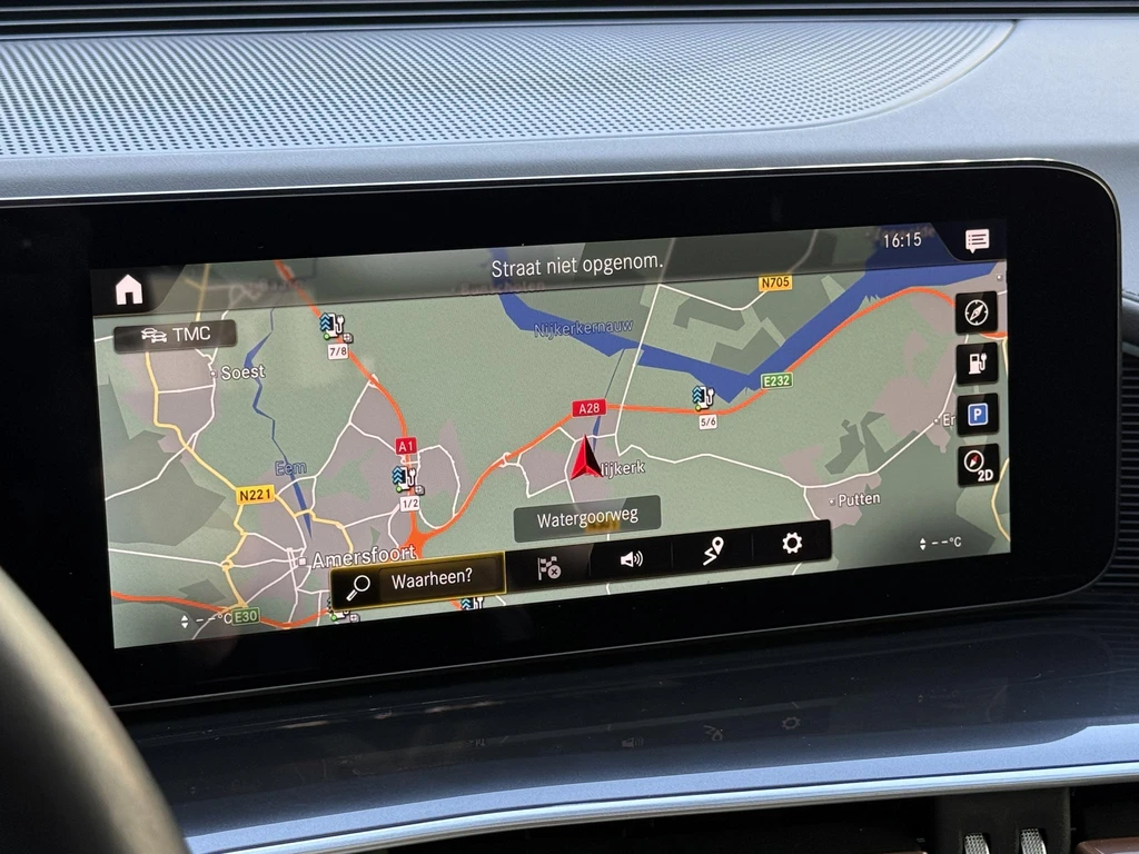 Mercedes-Benz EQC – foto 17