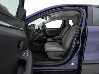 Renault Megane E-Tech – thumbnail 8