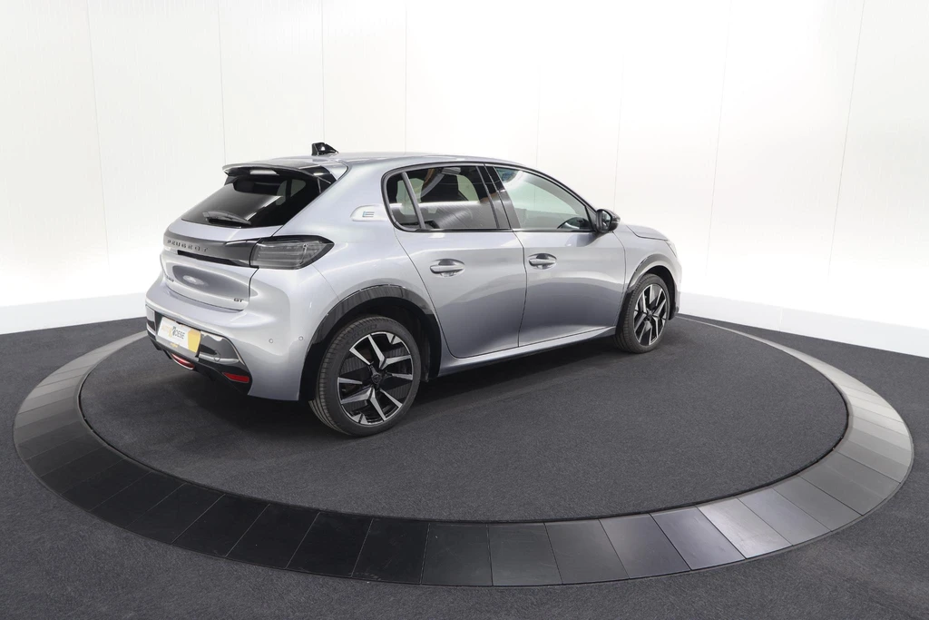 Peugeot e-208 – foto 9