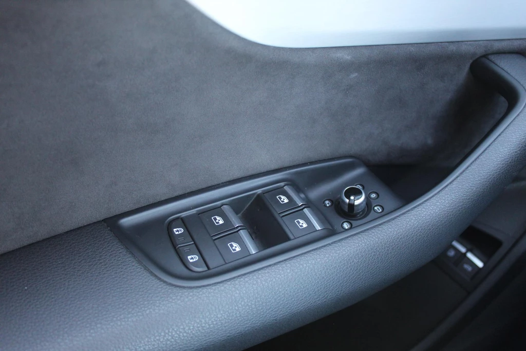 Audi Q7 – foto 36