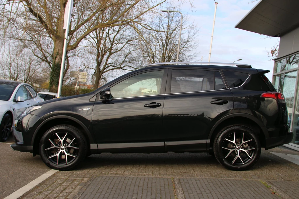 Toyota RAV4 – foto 2
