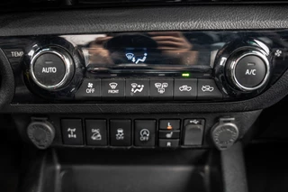 Toyota Hilux – thumbnail 22