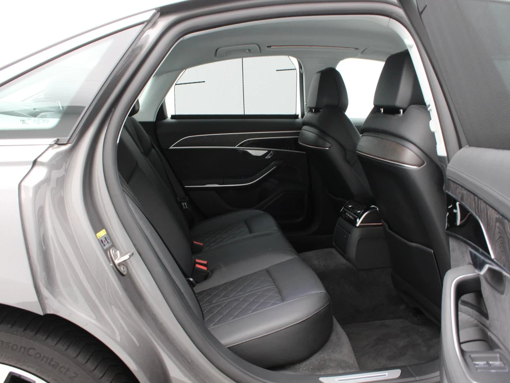 Audi A8 – foto 8