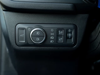 Ford Kuga – thumbnail 43