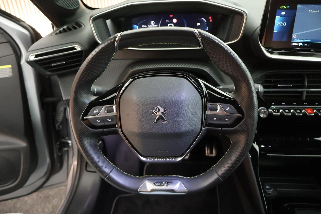 Peugeot e-208 – foto 17