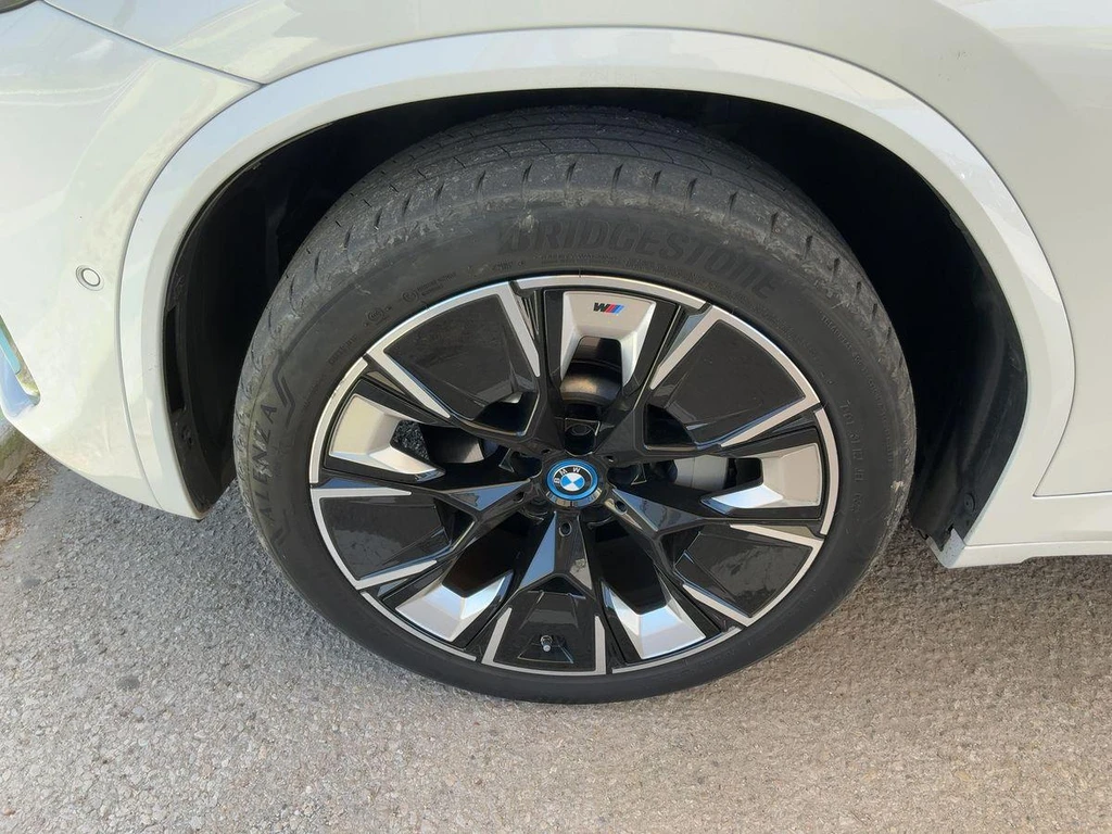 BMW iX3 – foto 2