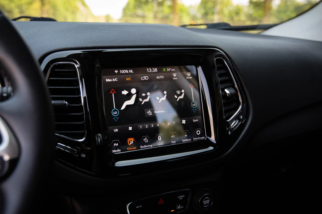 Jeep Compass – foto 18