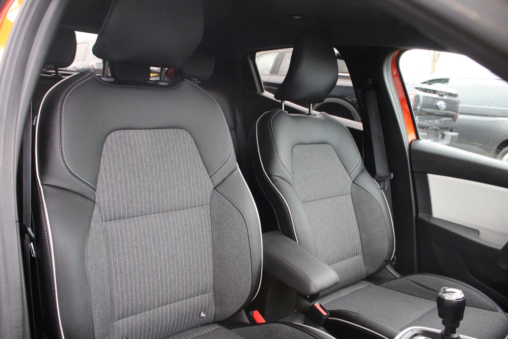 Renault Clio – foto 11