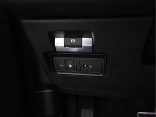 Land Rover Discovery Sport – thumbnail 22