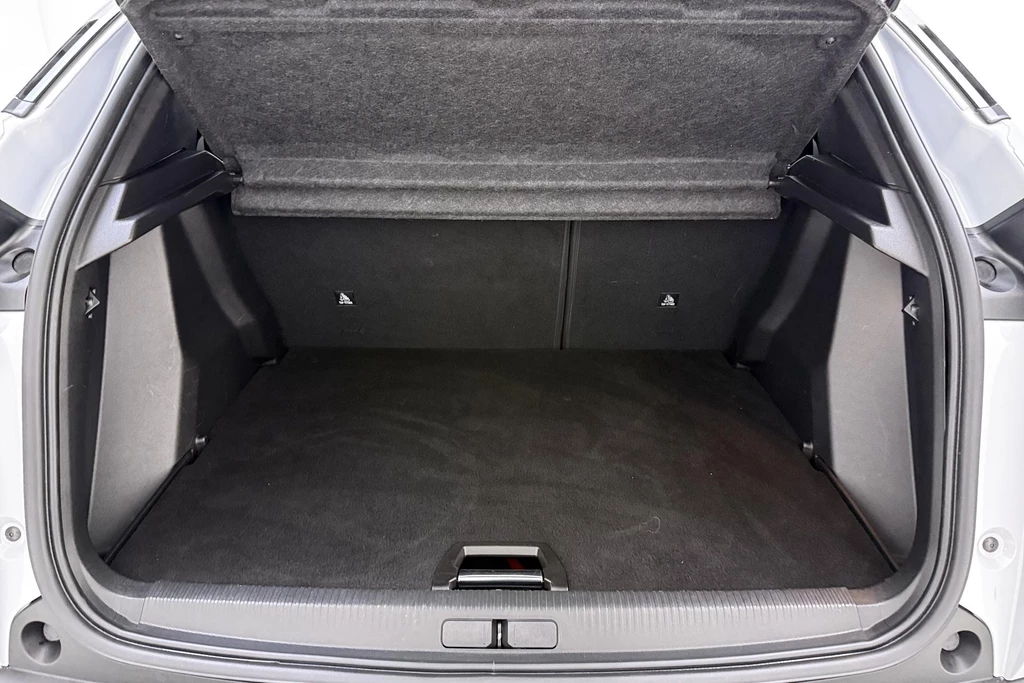 Peugeot e-2008 – foto 13