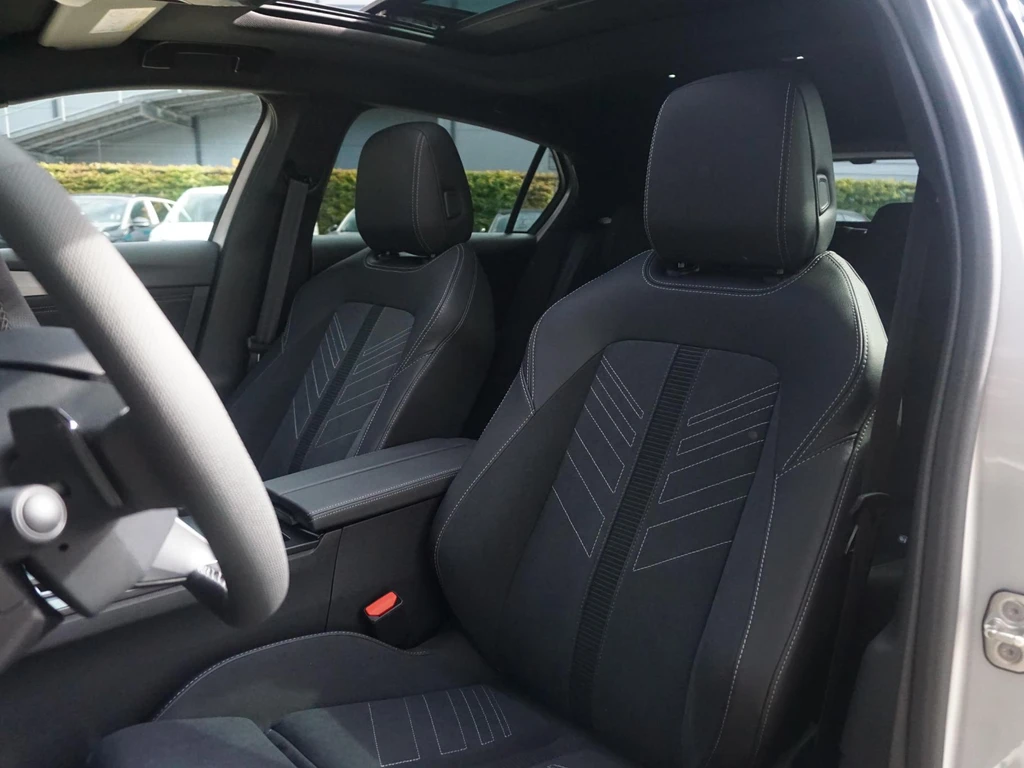 Opel Astra – foto 11