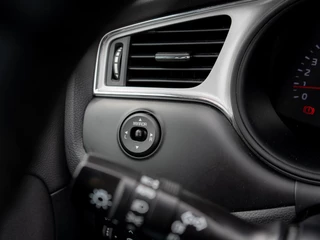 Kia cee'd – thumbnail 25